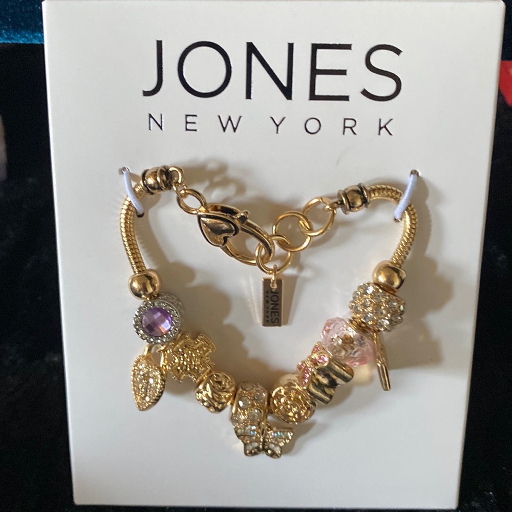🆕 | Jones New York Charm Bracelet